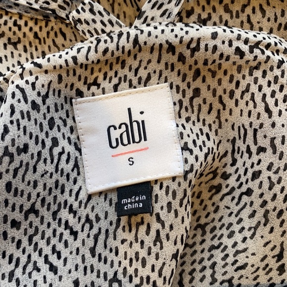 CAbi grey and black speckled ruffle Flutter tank - Picture 7 of 8